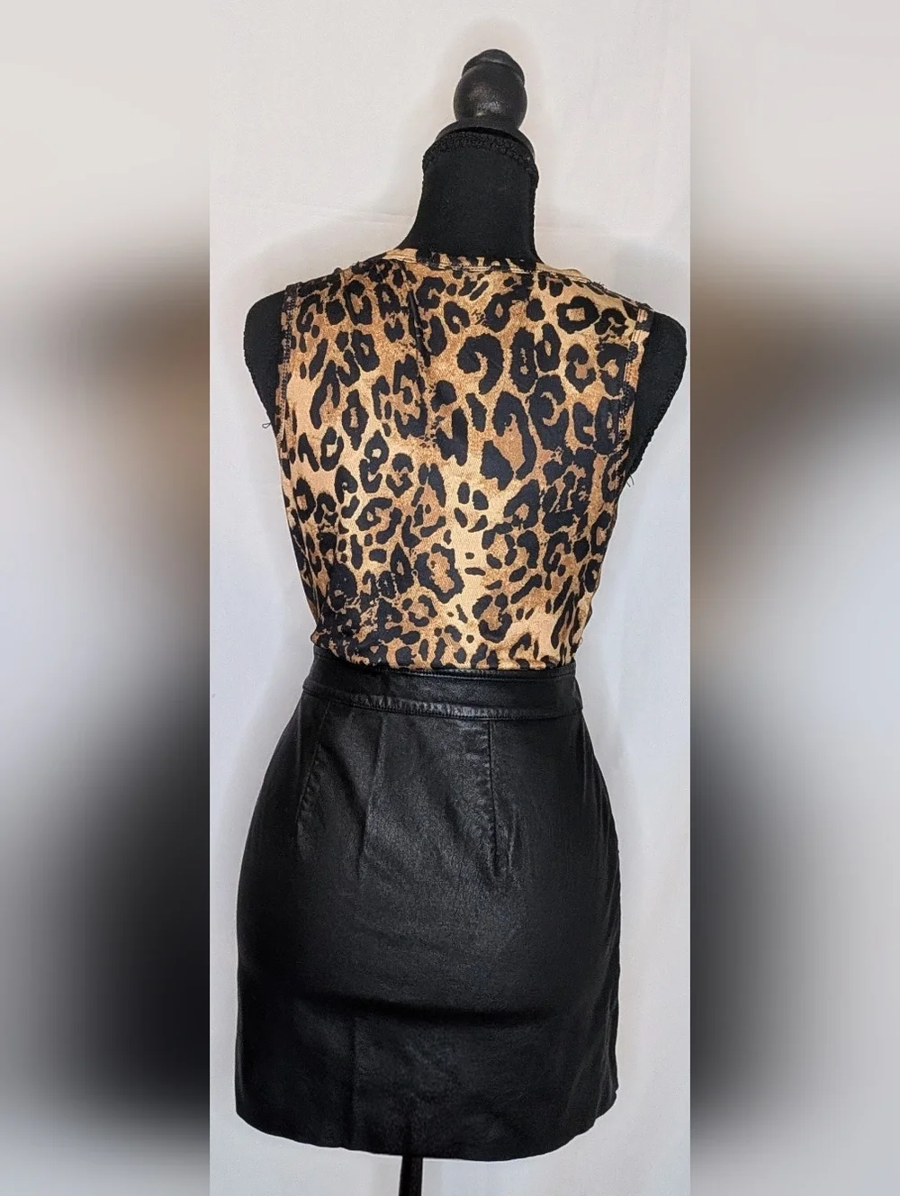 Express Black Moto Mini Skirt Front Zip Silver Hardware Size 2